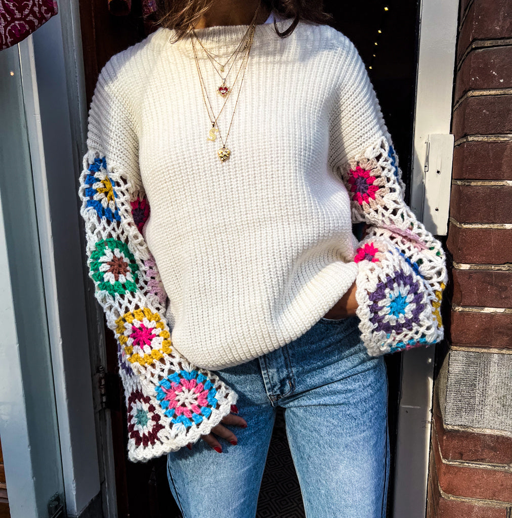 Jolie Flower Knit Ecru