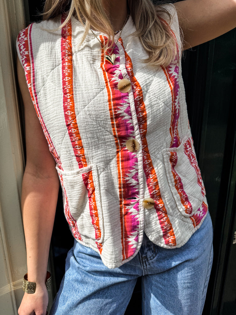 Julieta Gilet Aztec