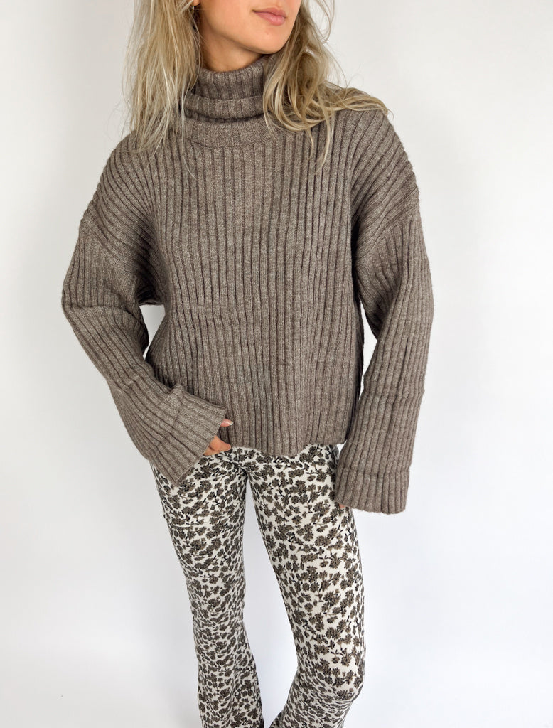 Nela Turtleneck Taupe