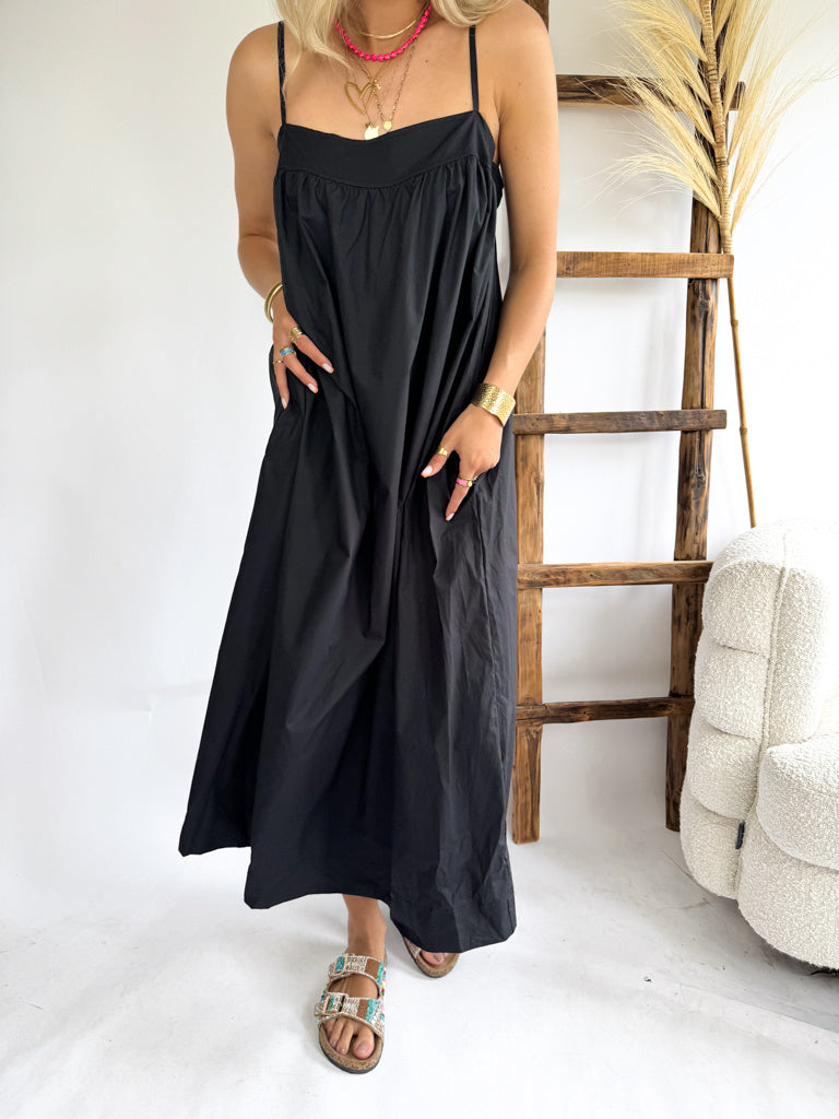 Nena Dress Black Maxi