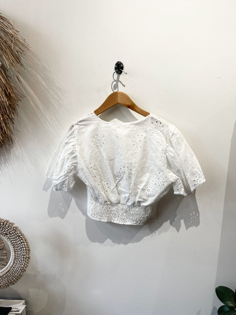 Nina Broderie Top White