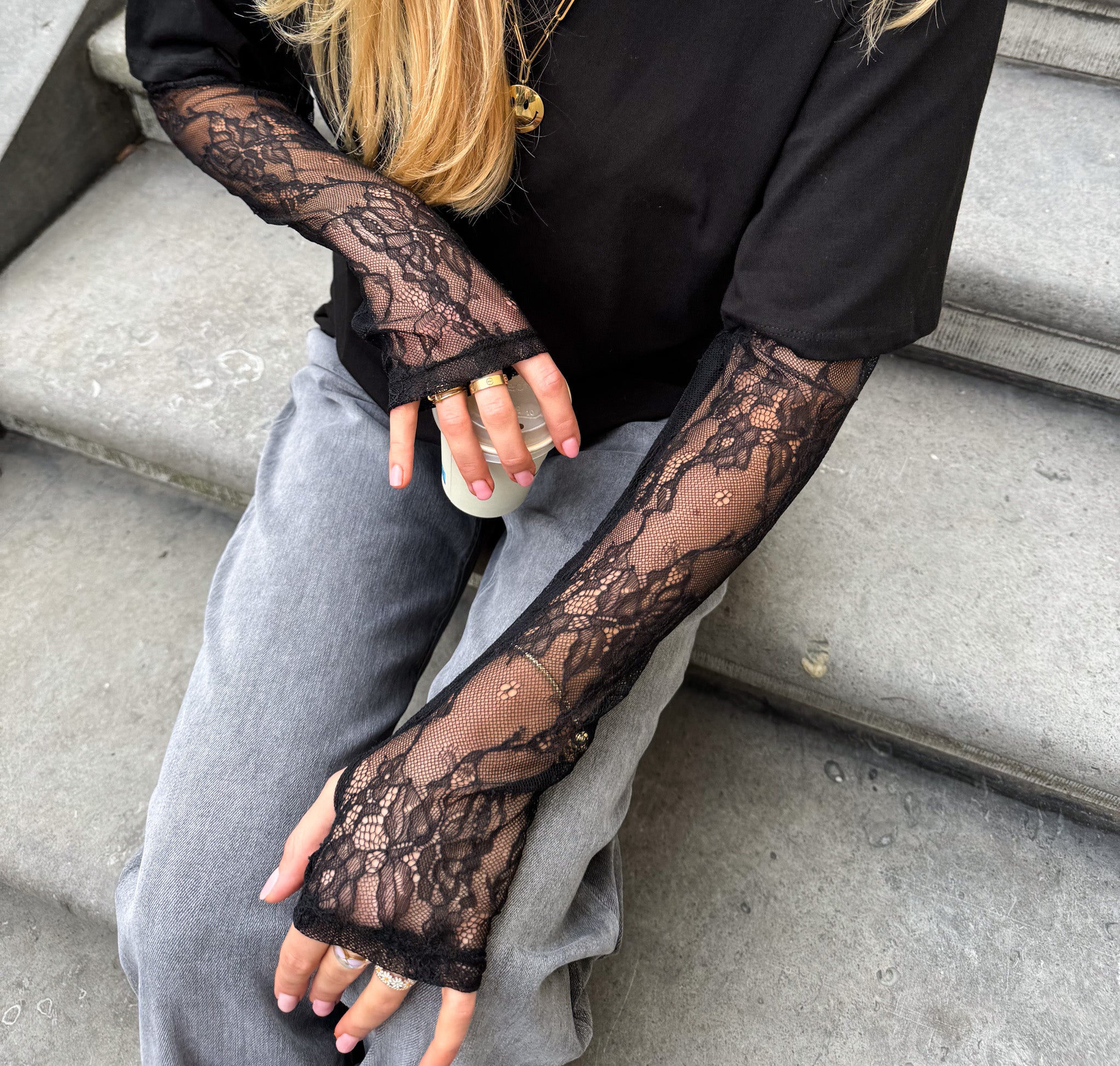 Basic T-Shirt Lace Sleeves Black